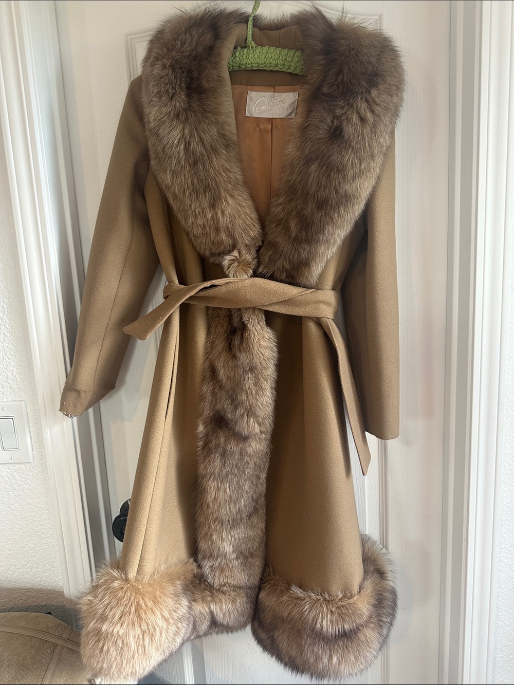 Vintage Fox Fur and Camel Wool Peacoat with Fur Trim - Women's Wrap Coat